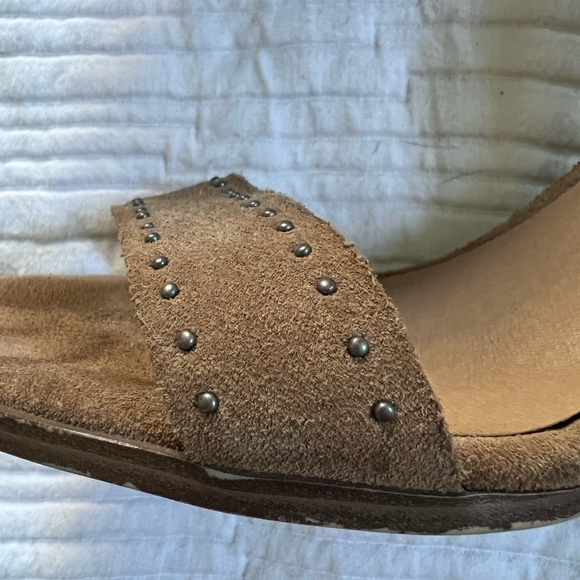 Lucky Brand suede block heels - Picture 10 of 11